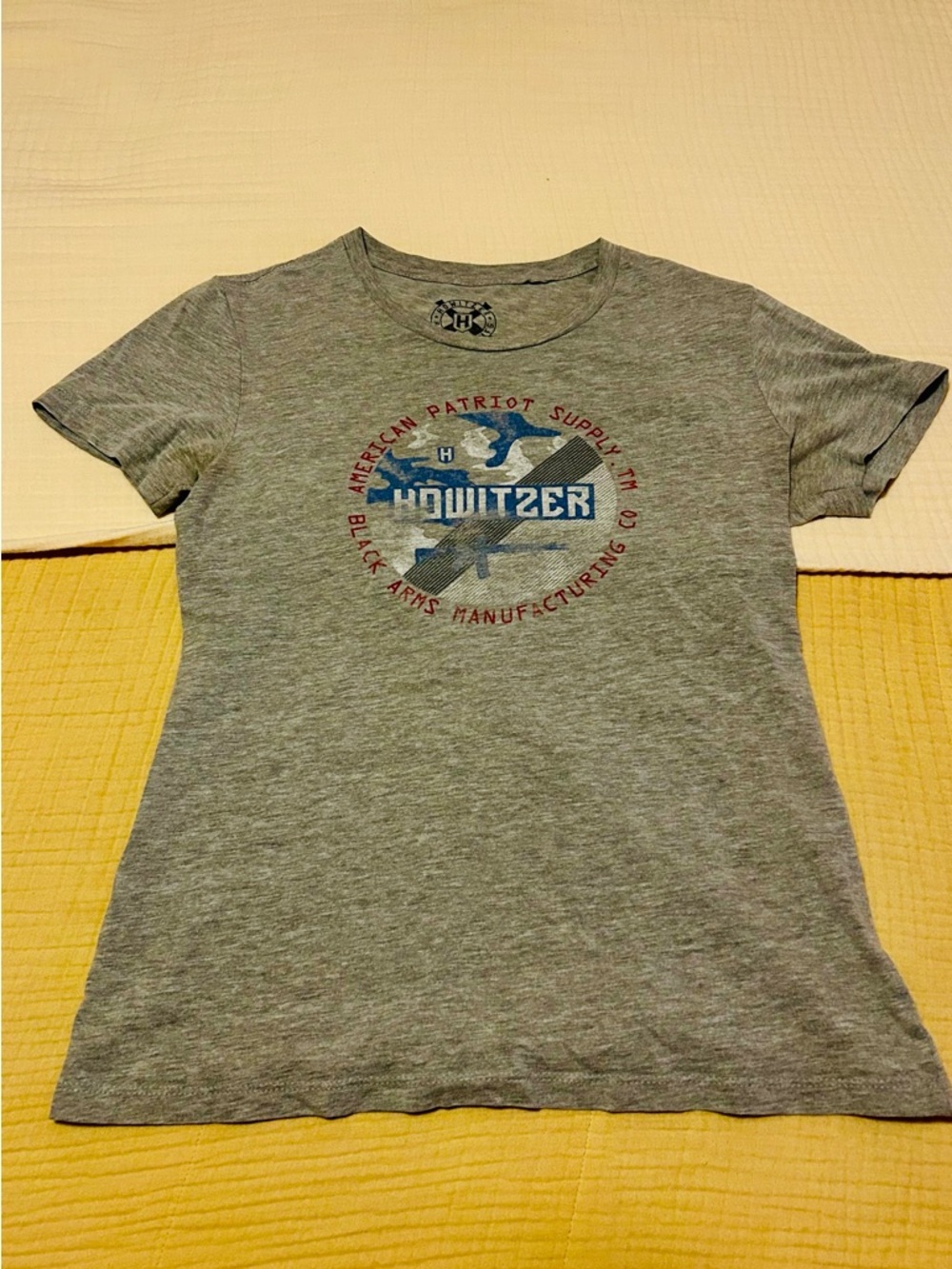 Howitzer Graphic Logo T-Shirt in Heather Gray